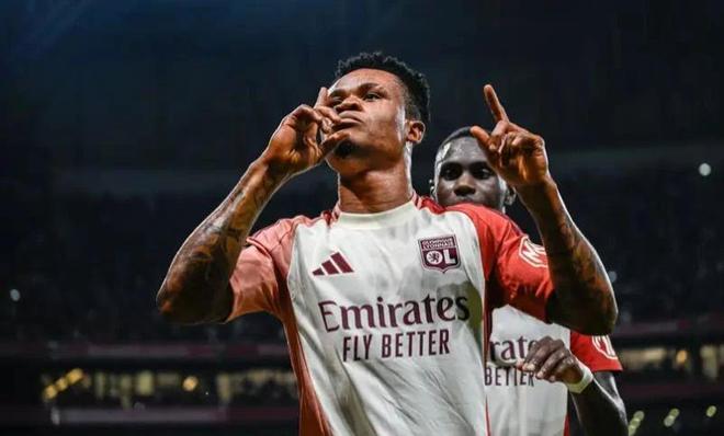 他不但能够 他不但能够